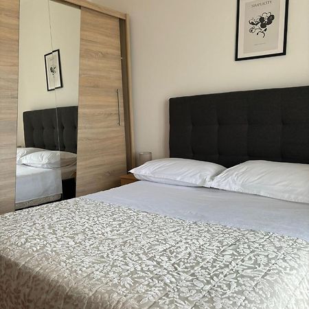 Apartman Luka Шибеник Екстер'єр фото