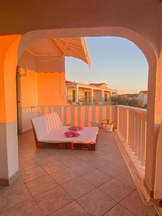 Apartman Luka Шибеник Екстер'єр фото
