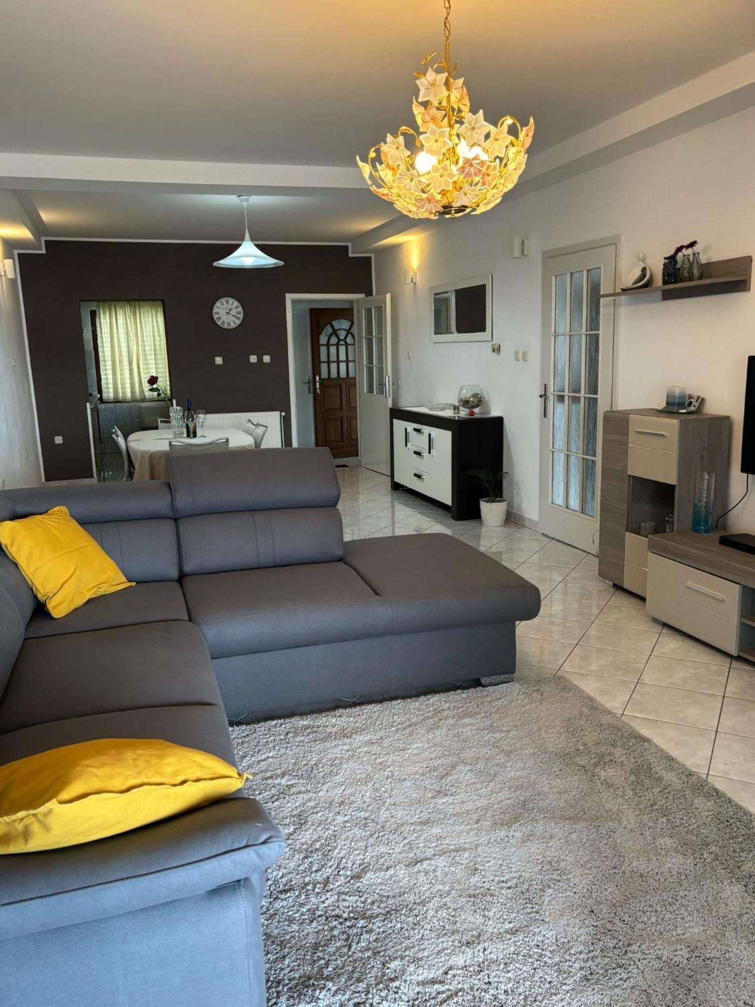 Apartman Luka Шибеник Екстер'єр фото